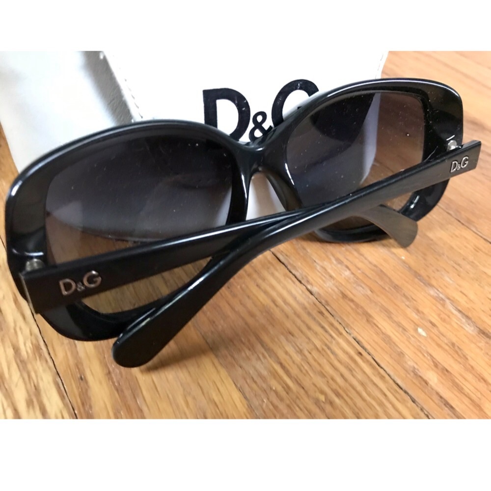 Dolce & Gabban Sunglasses 🕶